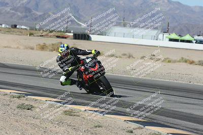 media/Oct-30-2025-Racers Edge (Thu) [[dabbdaf680]]/3-B Group/Session 3 (Turn 15 Inside)/